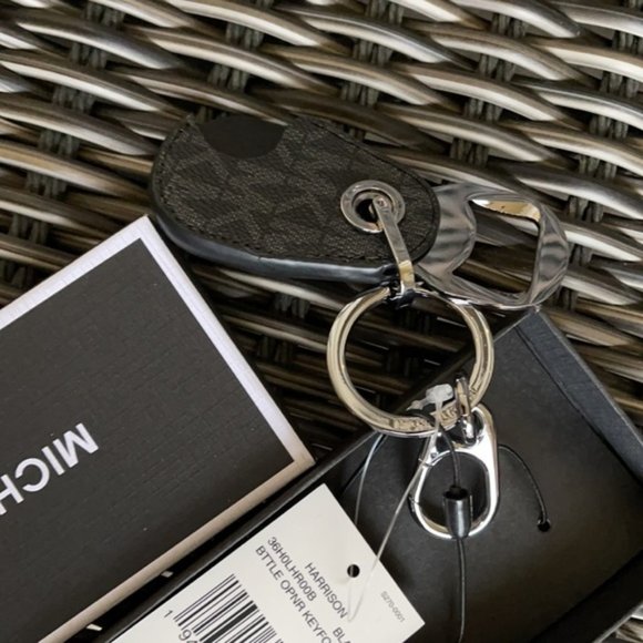 Men`s Harrison Signature Logo Black Bottle Opener Key Fob Black - Picture 7 of 12